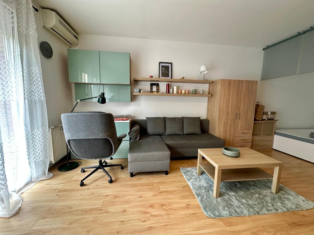S3 Residences Ilka Studio Serviced Cozy Appartment Budapest Exterior foto